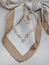 Satengskjerf beige thumbnail