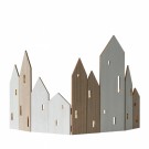 Hus på rekke med lys thumbnail