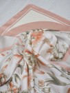 Satengskjerf rosa thumbnail