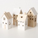 Sett med 4 hus i skandinavisk stil thumbnail