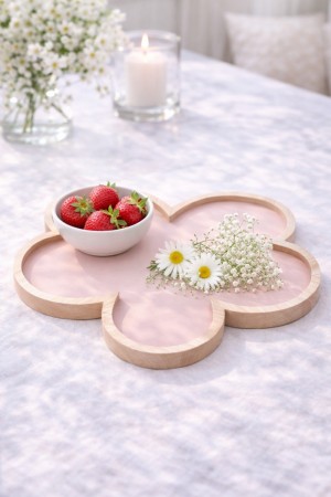 Blomsterfat rosafarge og tre