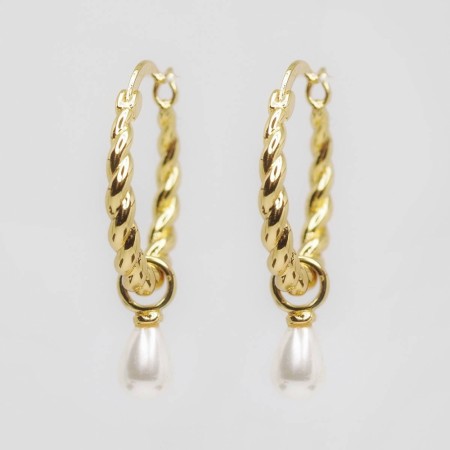 Øredobber tvunnet med perleheng